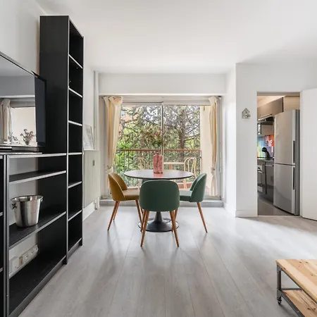 Appartement Le Blanqui - Face Rer B Free Parking *