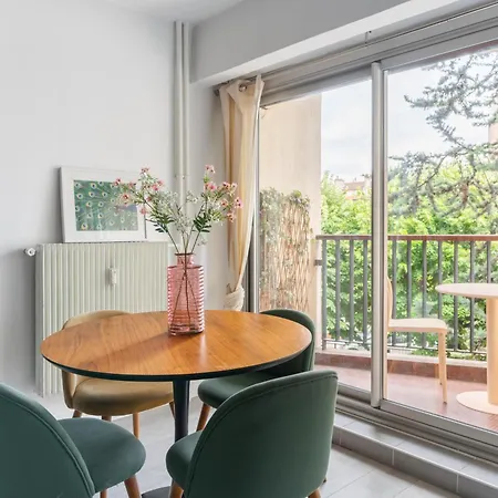 Le Blanqui - Face Rer B Free Parking * Gentilly