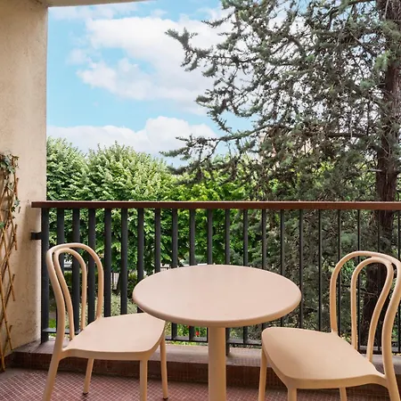 Appartement Le Blanqui - Face Rer B Free Parking *